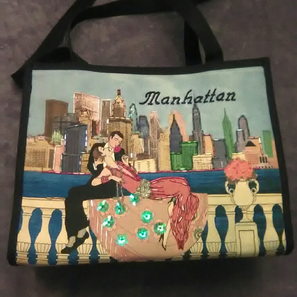 Tote - Picture 3 of 3